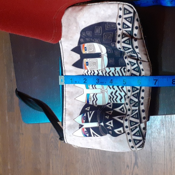 Laurel Burch artistic cat design crossbody bag - Picture 7 of 8
